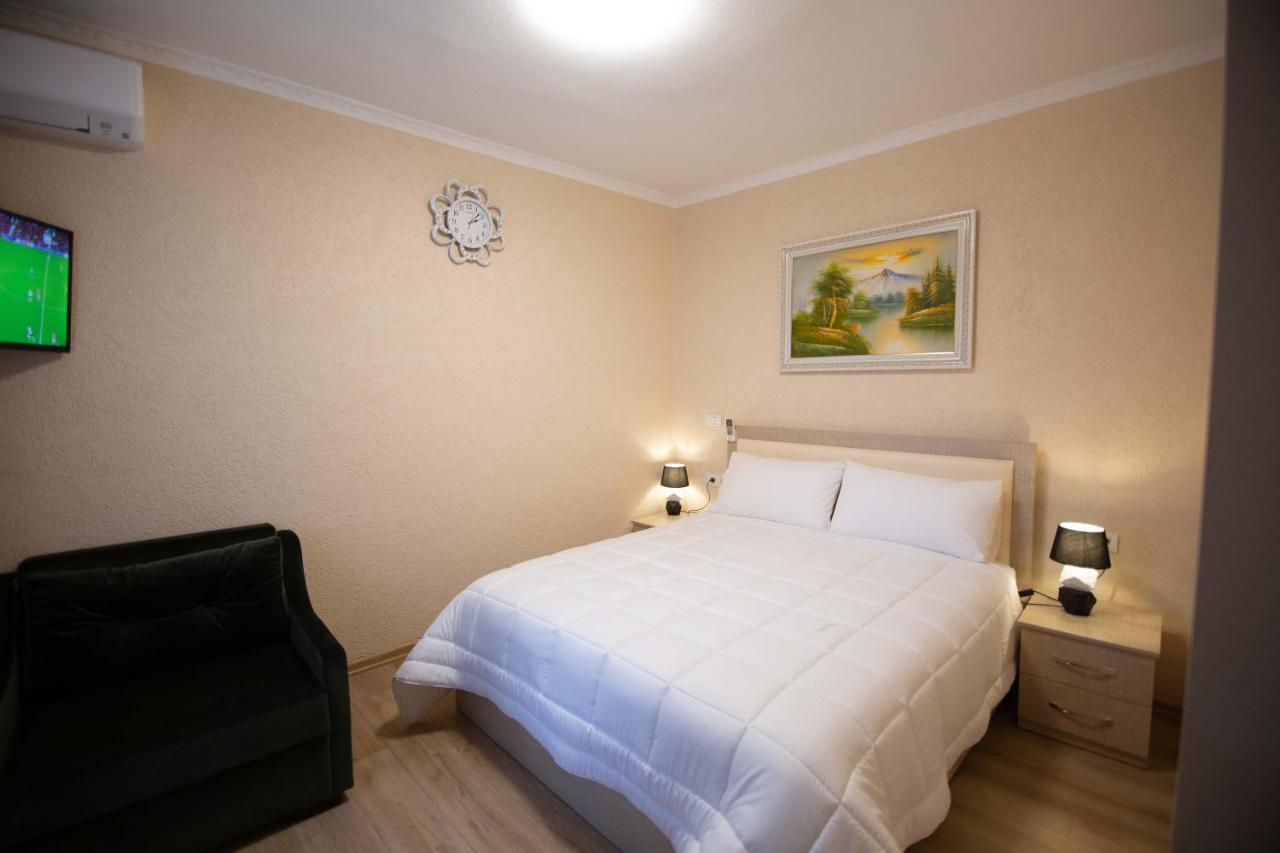 Vila Lika Korce Exterior foto
