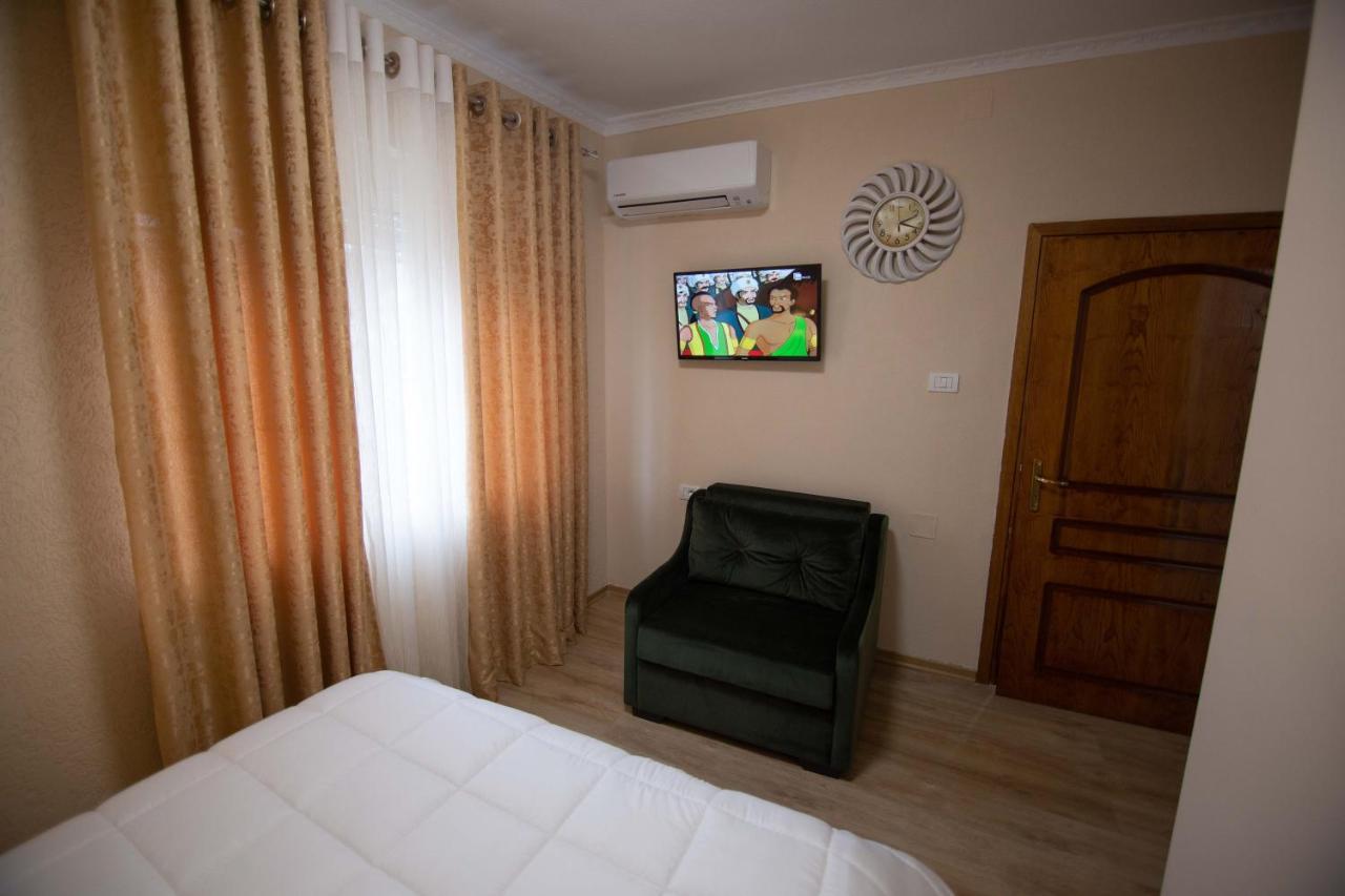 Vila Lika Korce Exterior foto